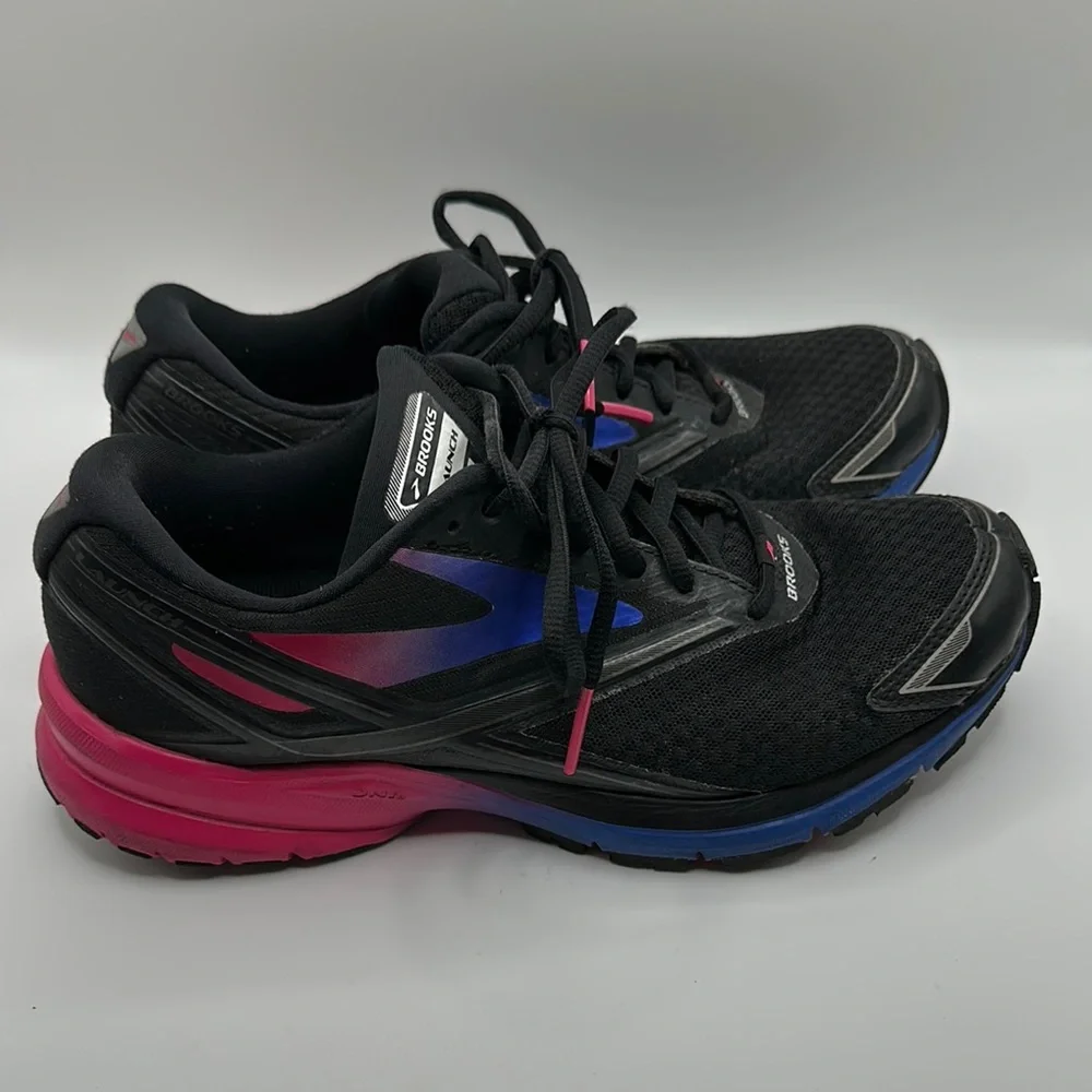Brooks Sz 9 Launch 4 DNA Women's Athletic Shoes - Black, Pink, and Blue